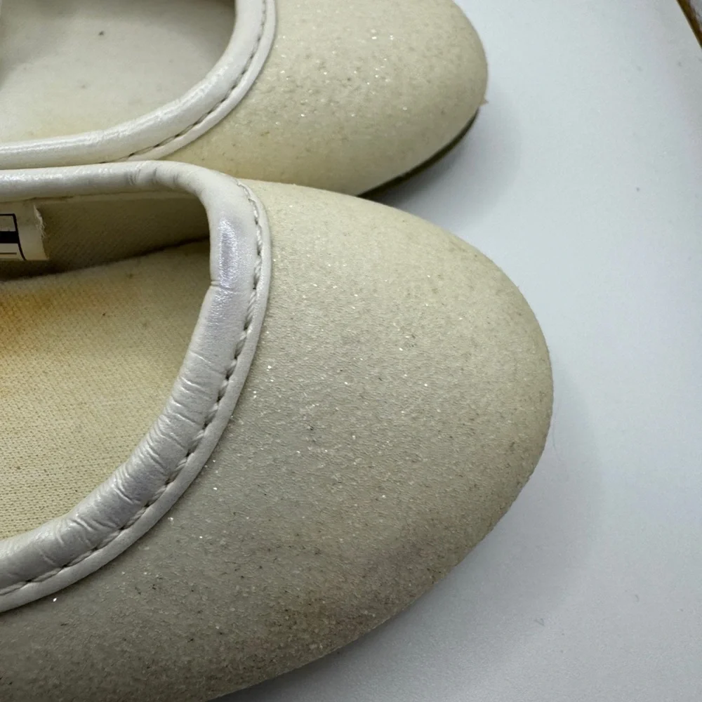 Carter’s 7M Toddler Girls Cream Sparkly Fancy Party Dress Shoes